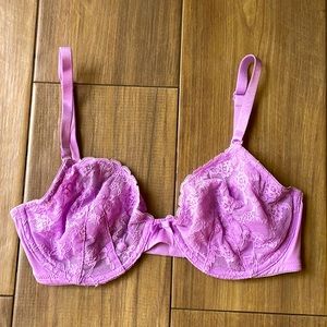 Victoria’s Secret lace bra